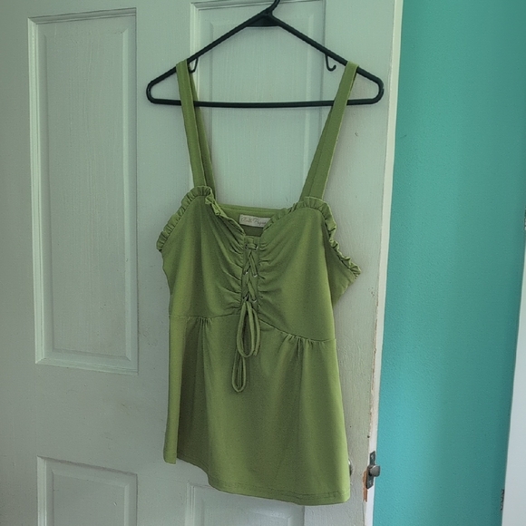 Belle Pogue Tops - Green Sleeveless Top
